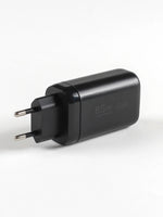 A Three-Port Super Fast Charging System with a Total Power of 85W, Suitable for Laptops, Mobile Phones and Game Consoles